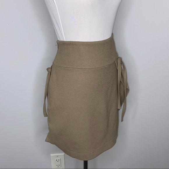 Karl Lagerfeld Wool Mini Ruched Skirt Women’s 4 Fall Christmas Holiday Gift - Picture 3 of 11